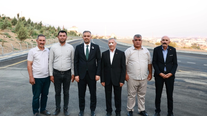 Başkan Toptaş, 4 farklı mahalleyi kapsayan 150 milyon TL maliyetli dev ulaşım yatırımı anlattı